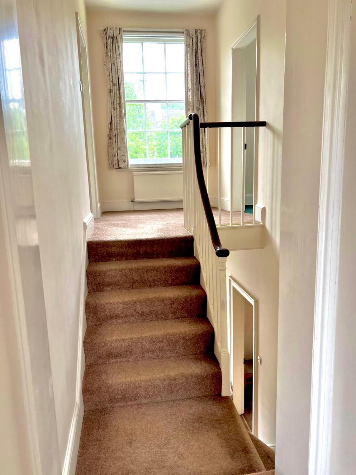 Holiday home Historic Manor House Sleeps 10, Free Parking Oxford