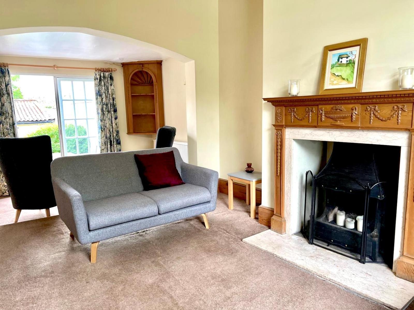 Historic Manor House Sleeps 10, Free Parking * Oxford
